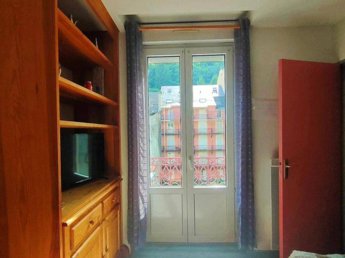 Appartement Centre-Ville 4/6 Pers, 3E Etage, Cuisine Equipee, Parking Gratuit, Linge En Supplement - Fr-1-234-228 Cauterets Ngoại thất bức ảnh