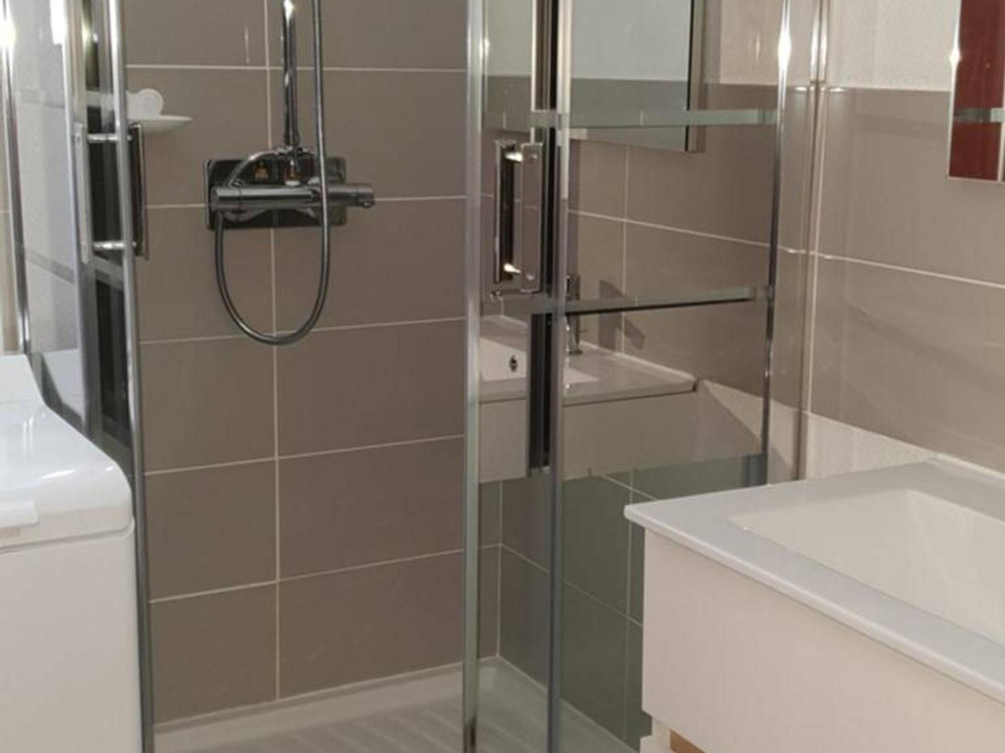 Appartement Centre-Ville 4/6 Pers, 3E Etage, Cuisine Equipee, Parking Gratuit, Linge En Supplement - Fr-1-234-228 Cauterets Ngoại thất bức ảnh